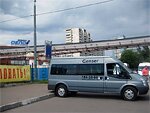 Бесплатный автобус Genser в пункт аренды автомобилей АрендаАвто-бкс на ул.Добролюбова